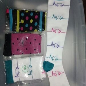 NWOT Compression Socks 3 pair for $26 large/Xlarge